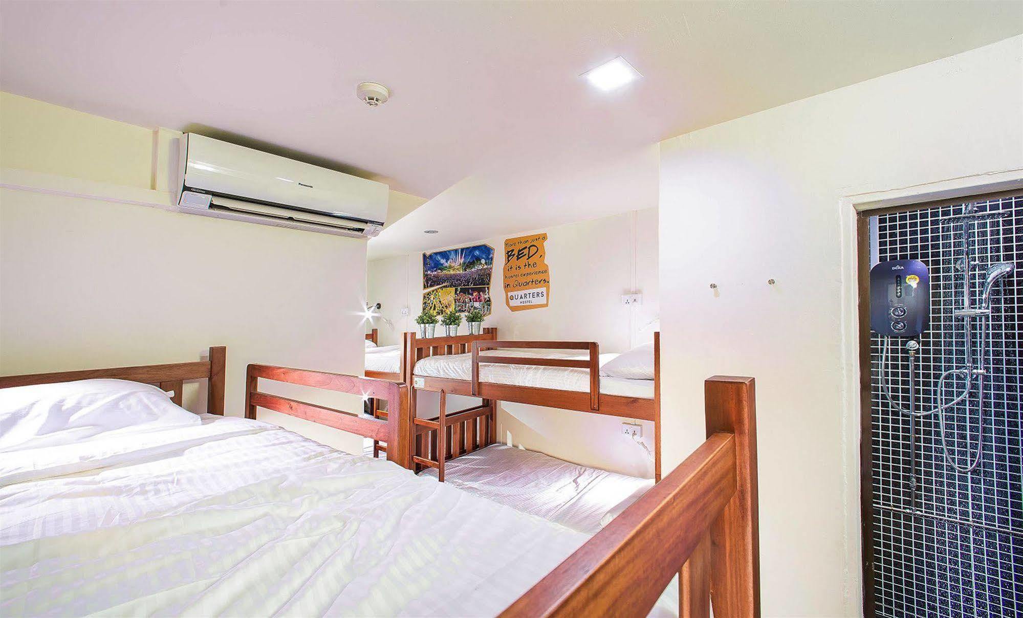 Quarters Capsule Hostel Singapore Exterior photo