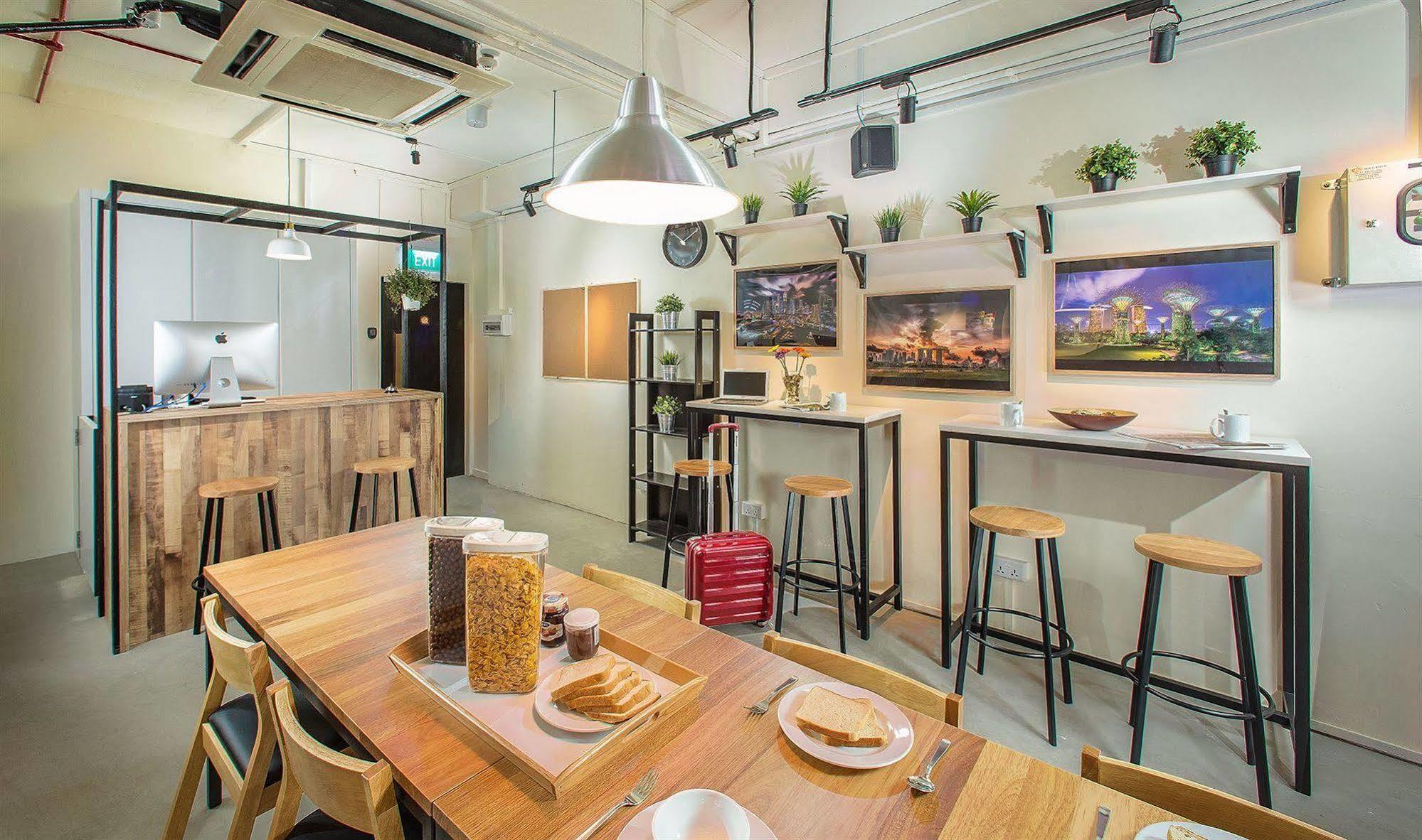 Quarters Capsule Hostel Singapore Exterior photo