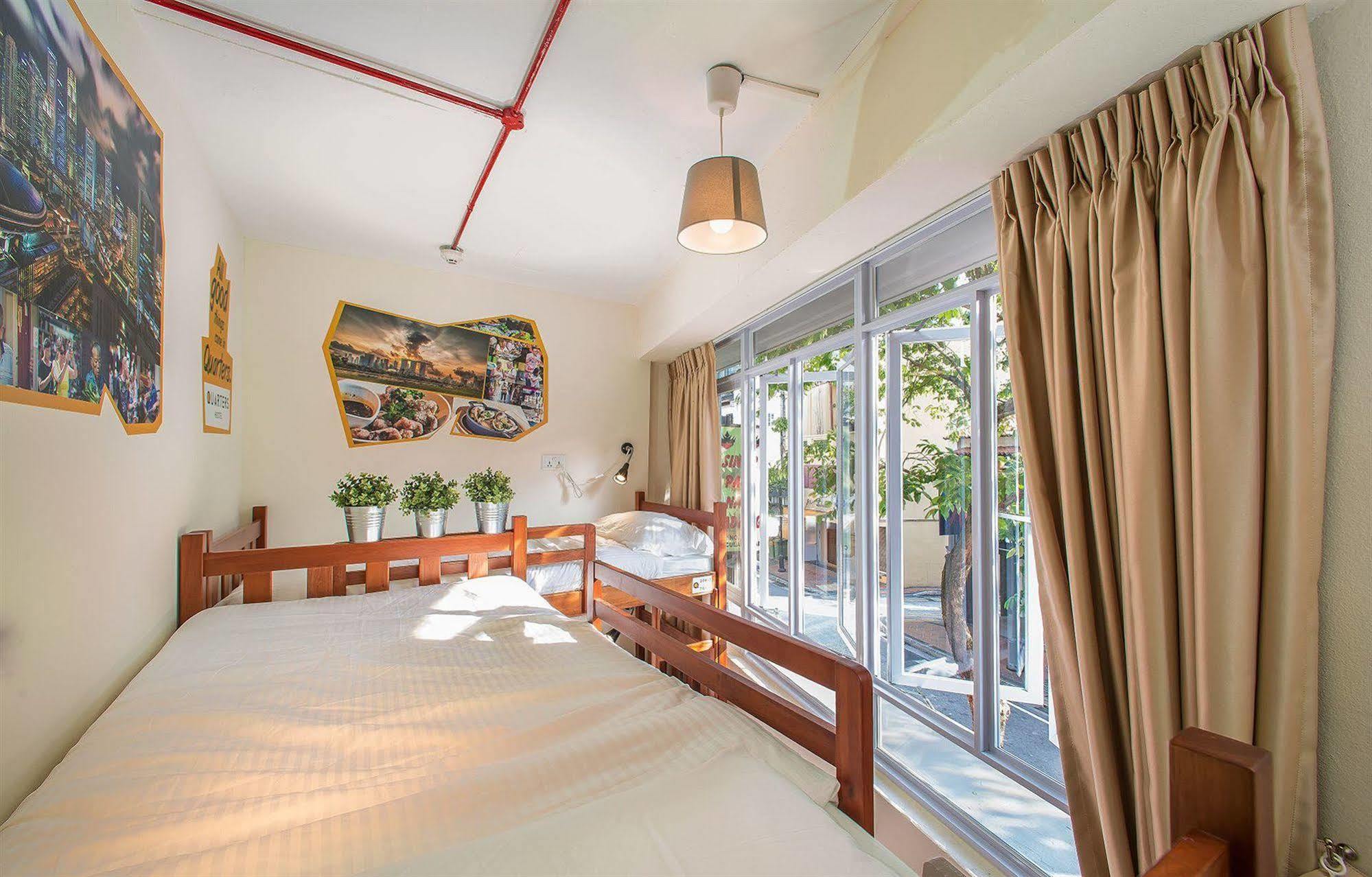 Quarters Capsule Hostel Singapore Exterior photo